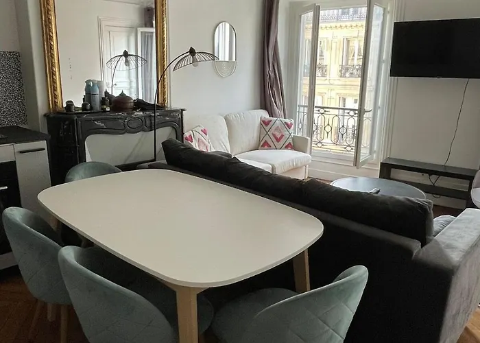 8, Perfectly Located Appartement *